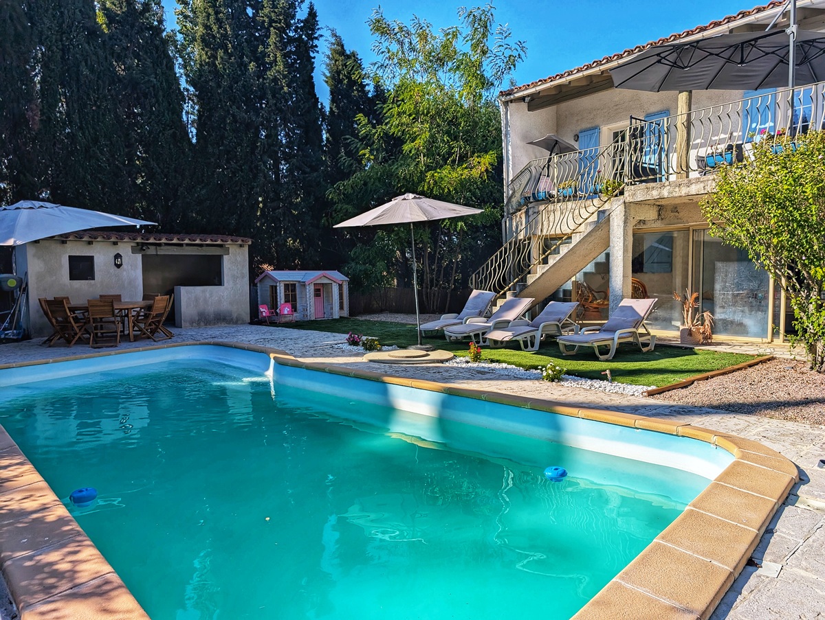 Exterior view of Eliane’s French immersion homestay house in Pezens, near Carcassonne