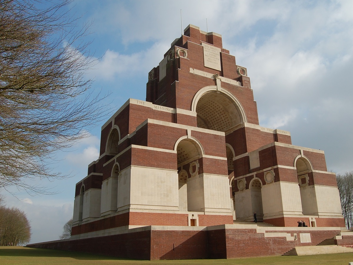 World War I in France: Armistice, French vocabulary, History, and Cultural Insights for an Immersive Experience