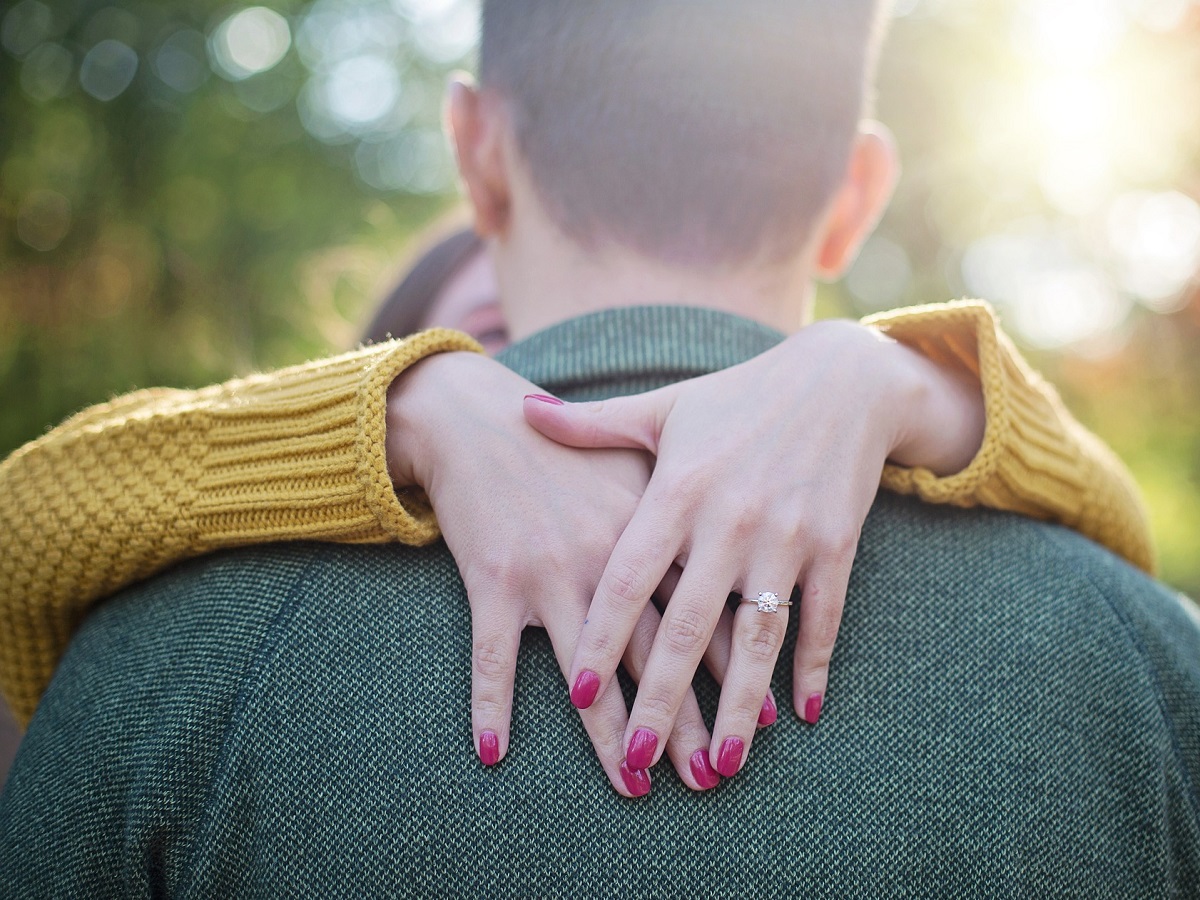 French post with English translation about French engagement