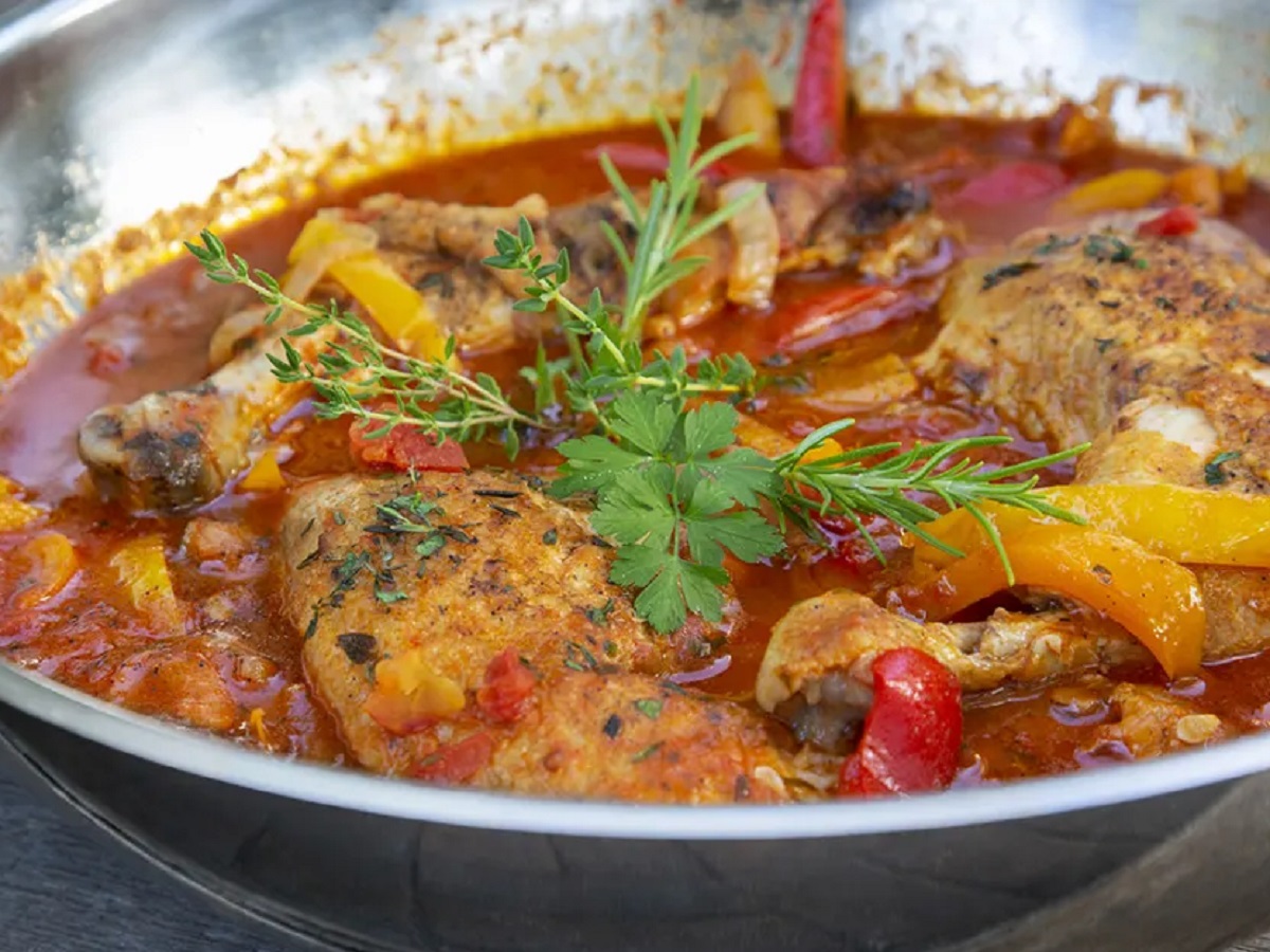 French recipe : poulet basquaise