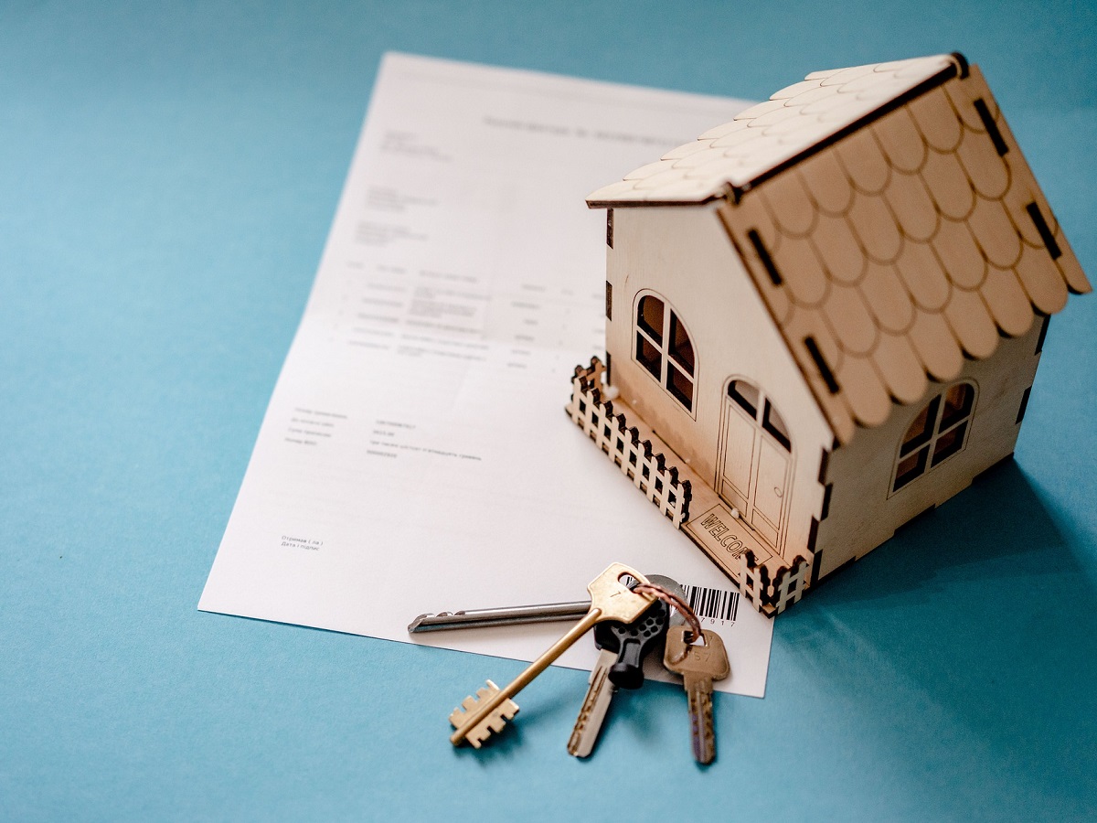 French real estate add